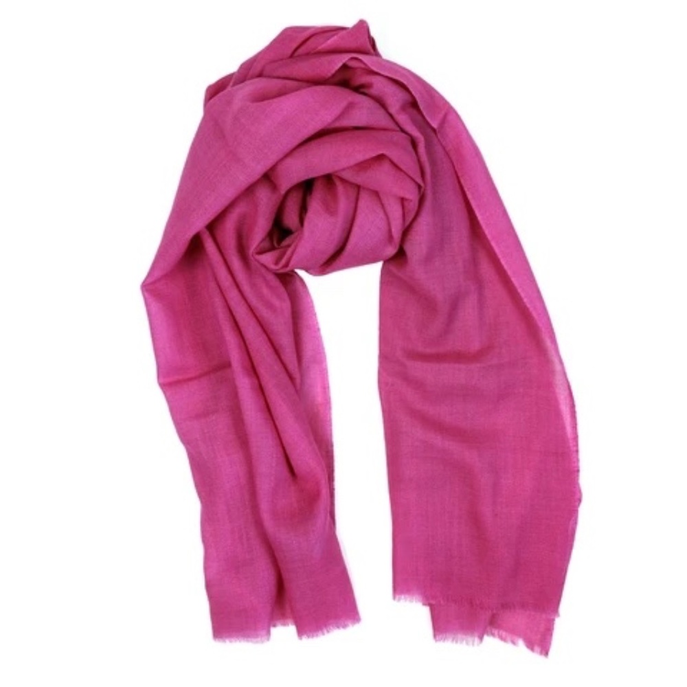 Oversized Travelweight Cashmere Wrap